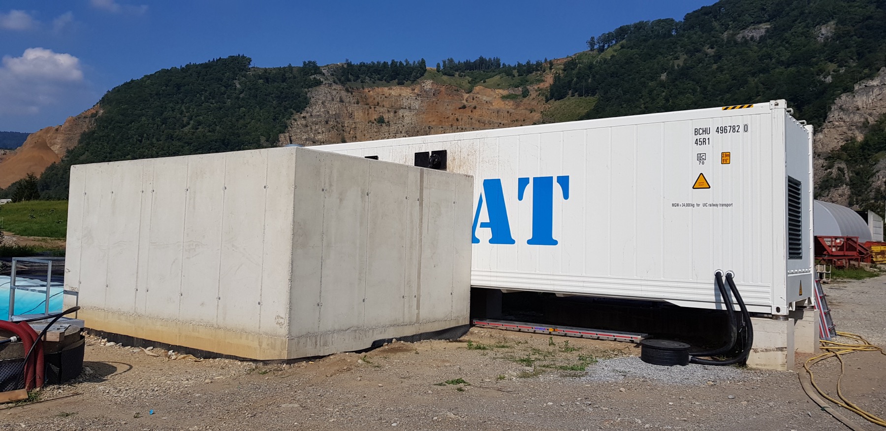 ROTREAT MBR plant container with process equipment